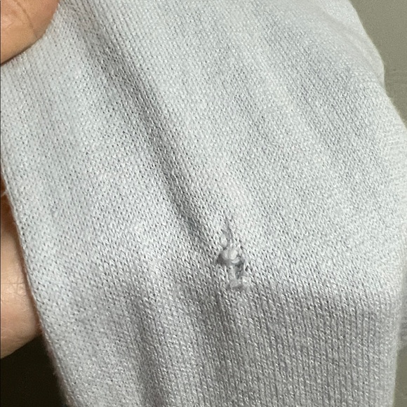 Alashan Cotton Cashmere blend Koa Westie Pullover
LC2364 $129 MED light blue - Picture 4 of 5